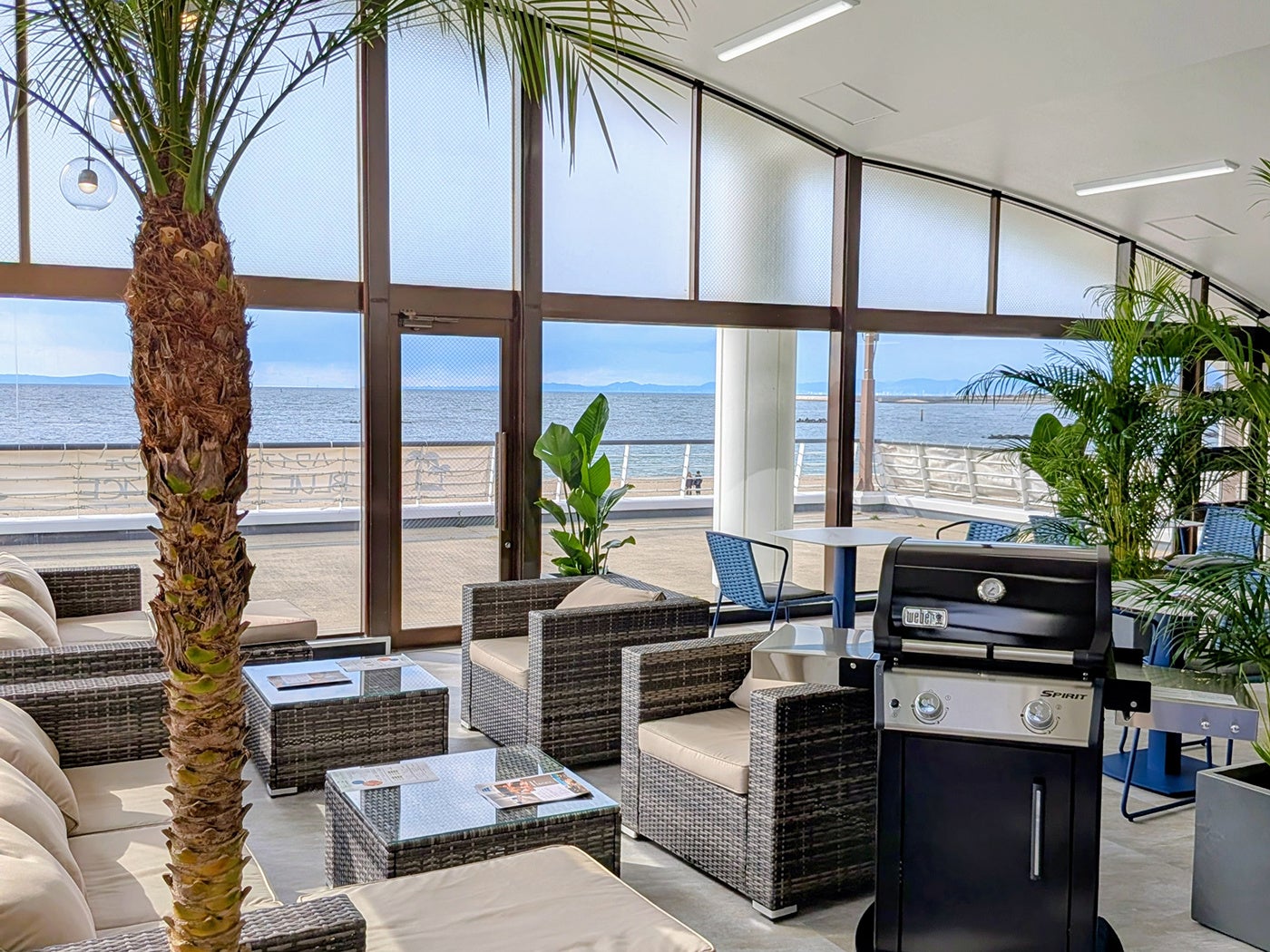 貸切の牡蠣小屋「オイスターテラス」